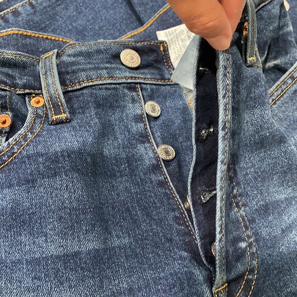 Levi's® highest high rise yet. The Ribcage Jean—with its soaring 12-inch rise,27 - Picture 8 of 10